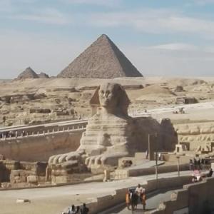 Atlantis pyramids inn 