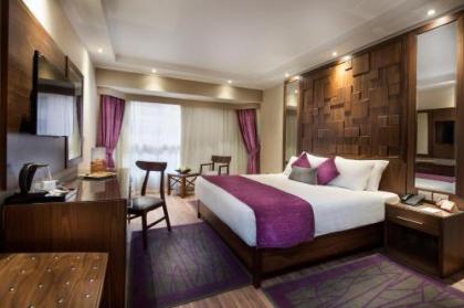 Pyramisa Suites Hotel Cairo - image 8