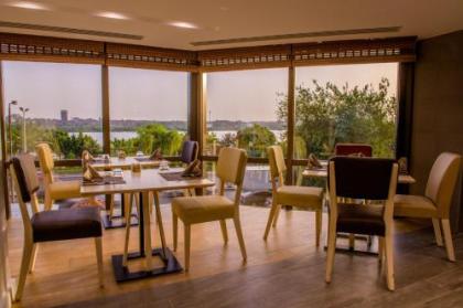 Holiday Inn Cairo Maadi - image 11