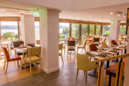 Holiday Inn Cairo Maadi - image 12