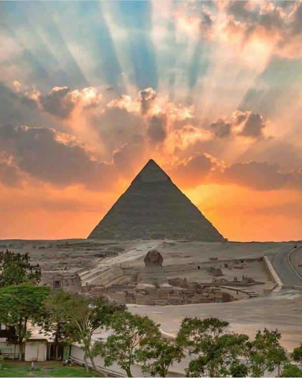 Pyramids View Inn - image 2