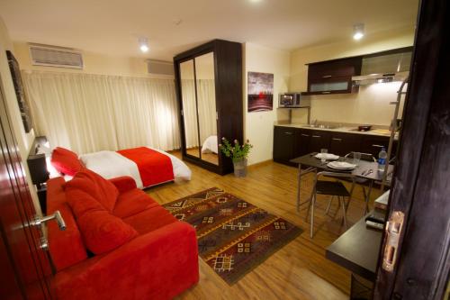 NewCity Aparthotel - Suites & Apartments - main image