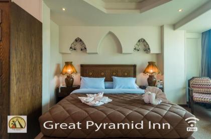 Great Pyramid Inn - image 15