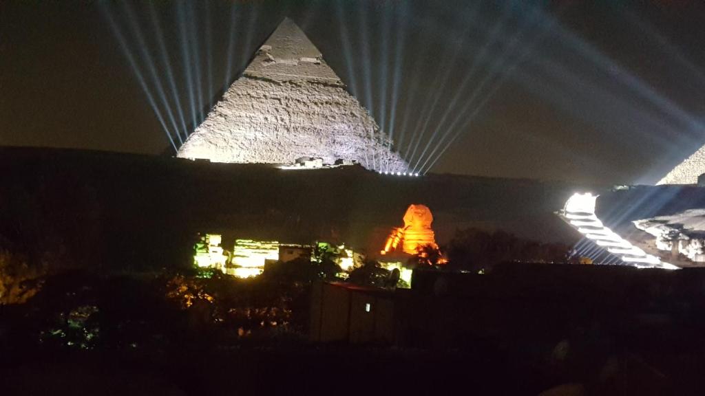 Royal Pyramids Inn - image 3