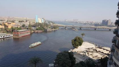 Al Umaraa Apartment Nile view - image 1