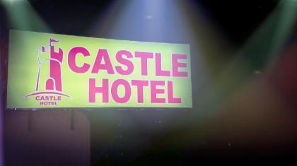Castle Hotel - image 4
