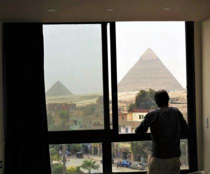 Happy Days Pyramids View - image 1