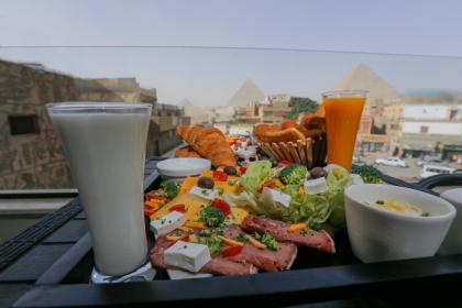 Sky Pyramids View Inn - image 13
