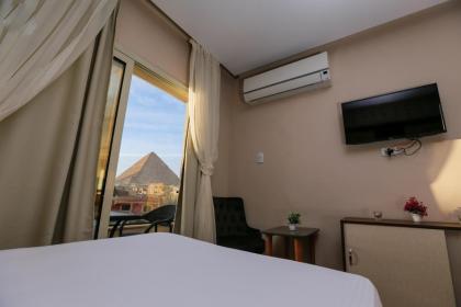 Sky Pyramids View Inn - image 3