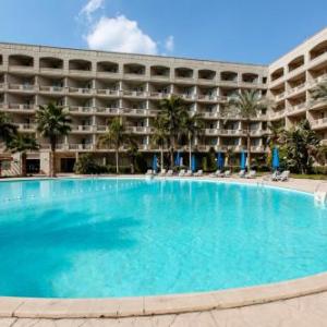 Grand Pyramids Hotel