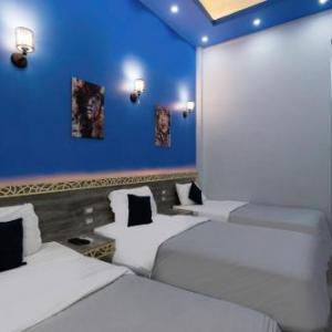 Australian Deluxe Hostel 