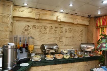 Happy City Hotel - image 14