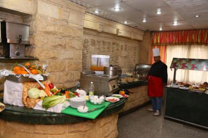 Happy City Hotel - image 17