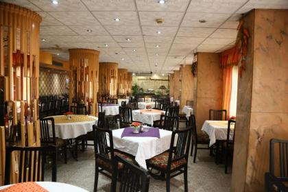 Happy City Hotel - image 9