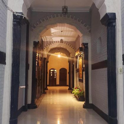 Gresham Hotel - image 19