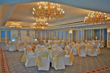 Le Meridien Pyramids Hotel & Spa - image 7