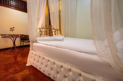 Kings Palace Hostel - image 14