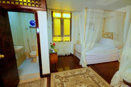 Kings Palace Hostel - image 20