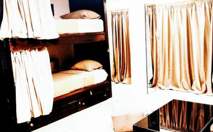 Castle Hostel - image 1