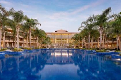 Dusit Thani LakeView Cairo - image 1