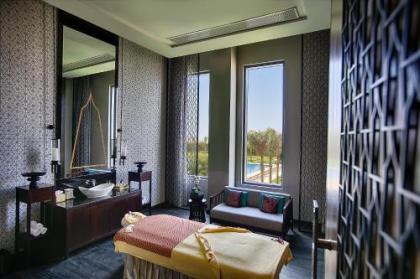 Dusit Thani LakeView Cairo - image 7
