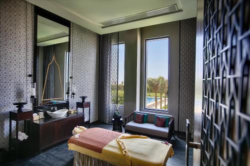 Dusit Thani LakeView Cairo - image 7