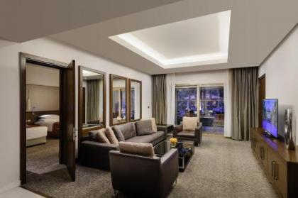 Dusit Thani LakeView Cairo - image 9
