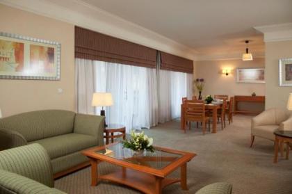 Holiday Inn Citystars - image 7