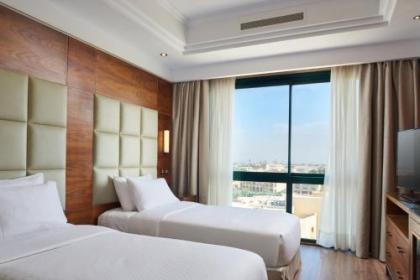 Hilton Pyramids Golf - image 12