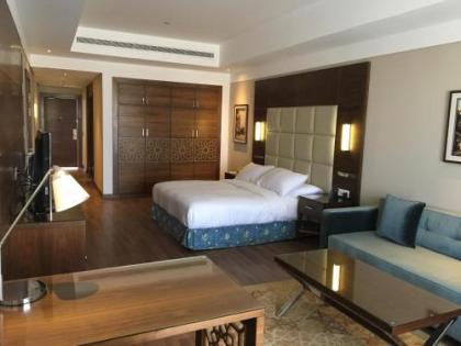 Hilton Pyramids Golf - image 9