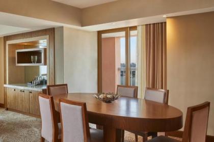 Ramses Hilton - image 12