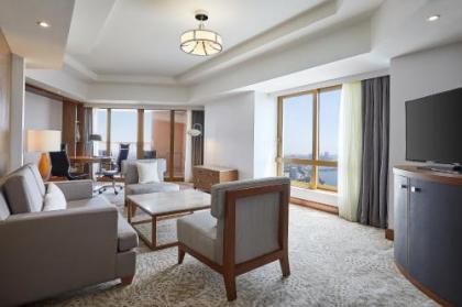 Ramses Hilton - image 15