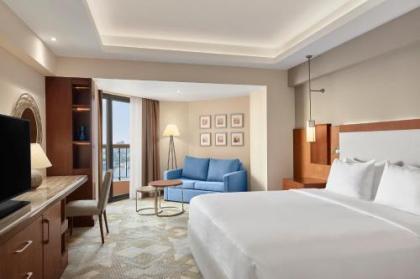 Ramses Hilton - image 4