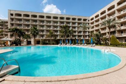 Grand Pyramids Hotel - image 2