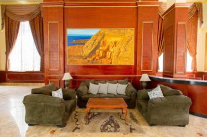 Grand Pyramids Hotel - image 9