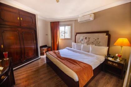 Zayed Hotel - image 17