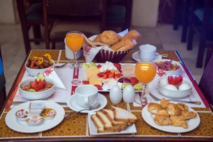 Salma Hotel Cairo - image 19