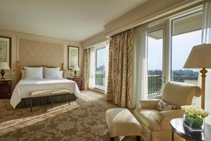 Four Seasons Hotel Cairo At The First Residence - image 2