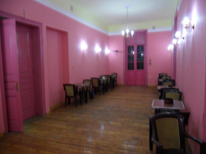 Berlin Hotel - image 3