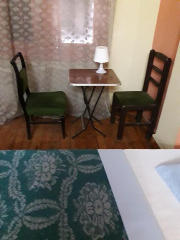Berlin Hotel - image 6