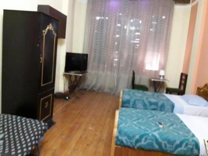 Berlin Hotel - image 7