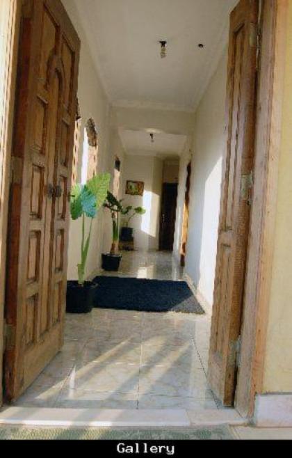 Sakkara Inn - image 20