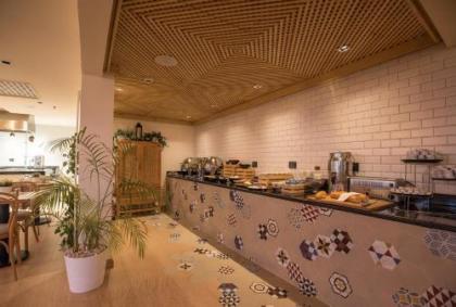 President Hotel - image 11