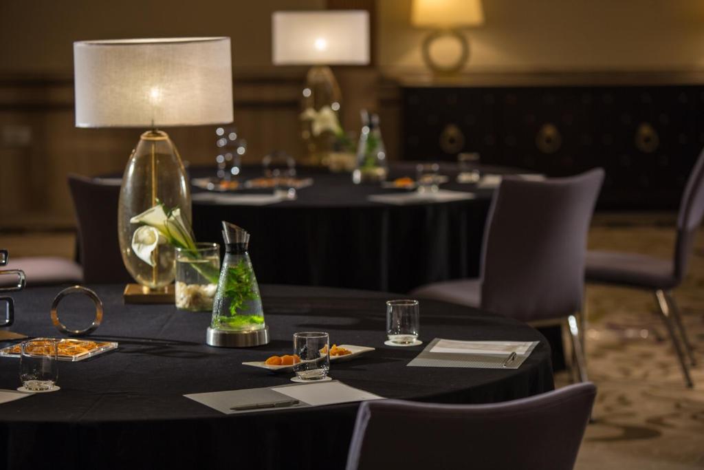 Renaissance by Marriott Cairo Mirage City Hotel - image 2