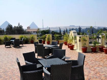Soluxe Cairo Hotel - image 4
