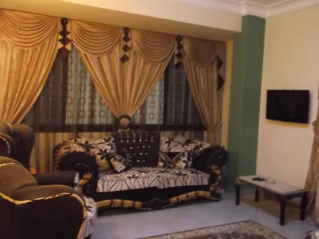One-Bedroom Apartment at El Maali Street - image 5
