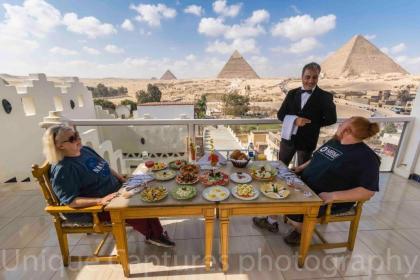 Great Pyramid Inn - image 12