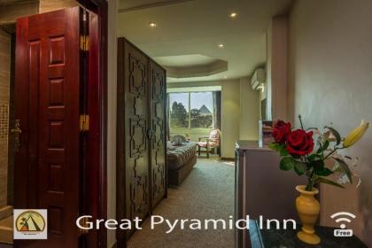 Great Pyramid Inn - image 16
