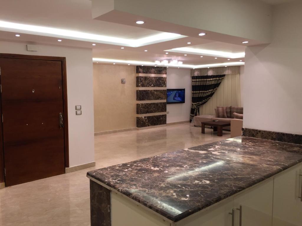 Le Royal Residence 1 - main image