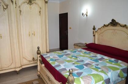 Pyramids Power Inn - image 12